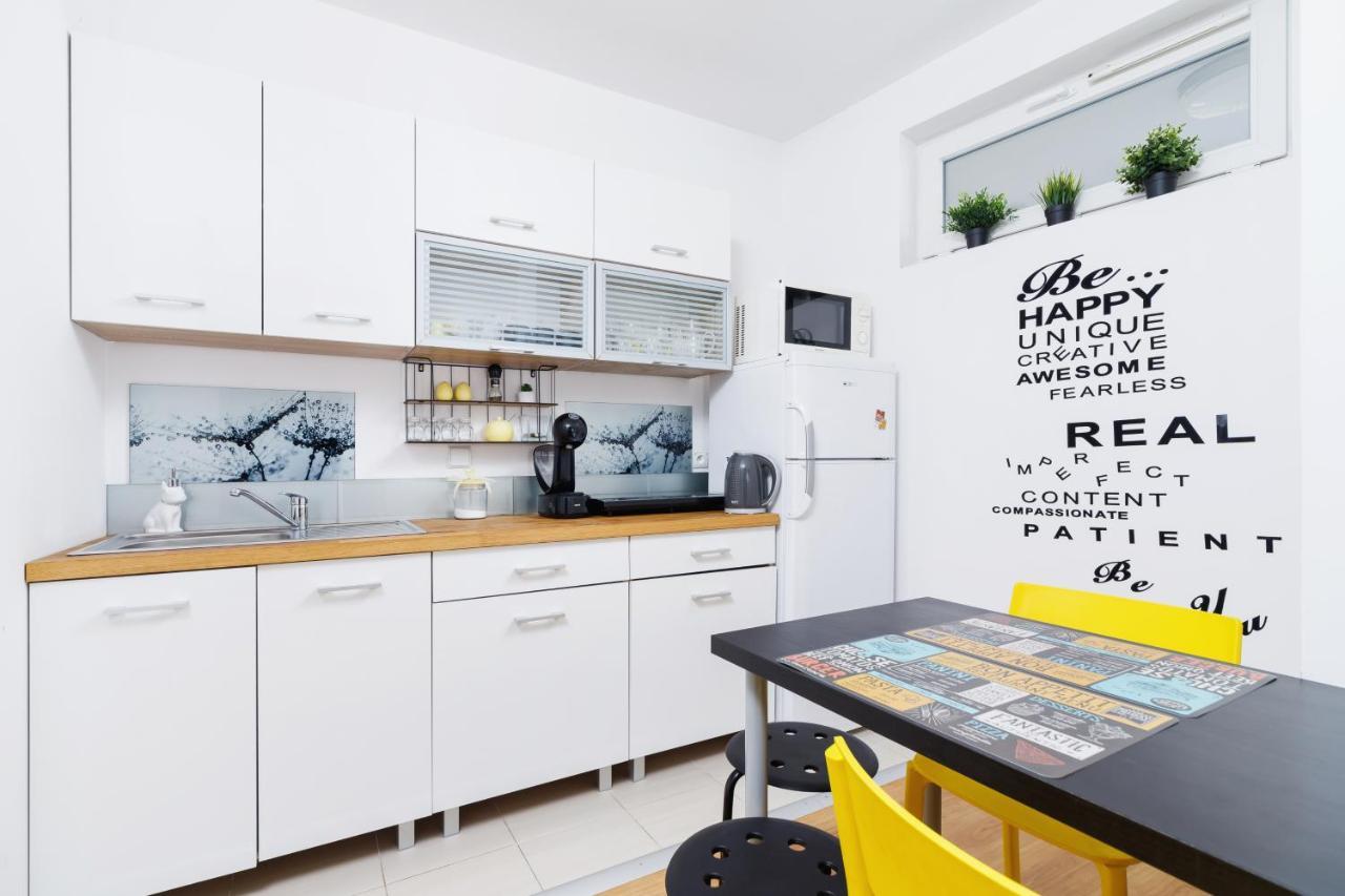 Apartamento Studio Prądnik Biały Kraków by Renters Exterior foto